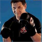Besoin de vous défouler et d'apprendre la boxe en toute sécurité, je suis là pour répondre à vos attentes